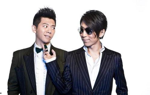 娱乐圈中两个男人吃瓜,揭秘幕后真相